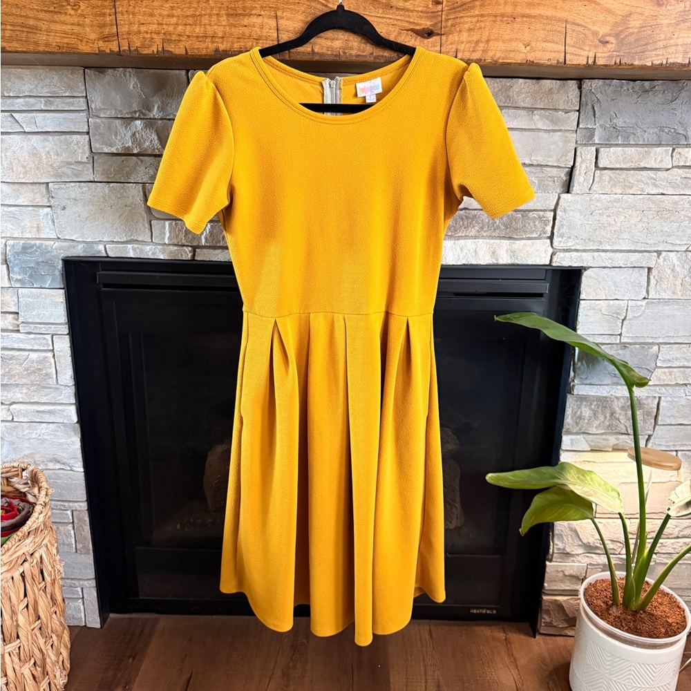 LuLaRoe Vibrant Mustard Woman’s Dress